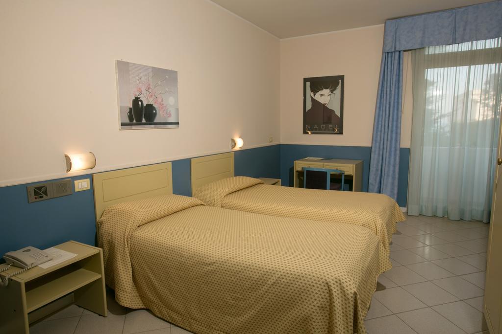 Hotel Salsello Bisceglie Exterior foto
